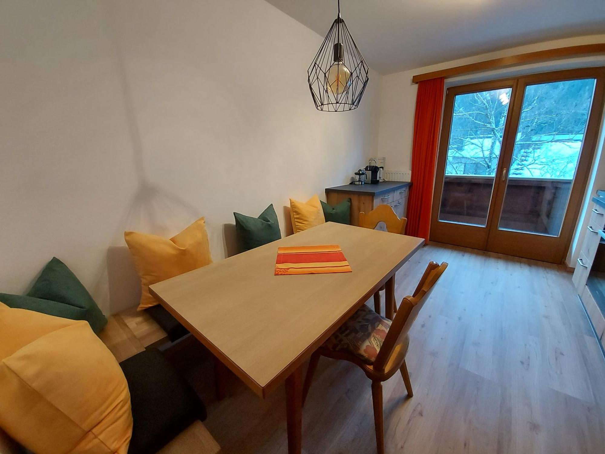 Haus Monika Und Haus Claudia Hotell Mayrhofen Eksteriør bilde